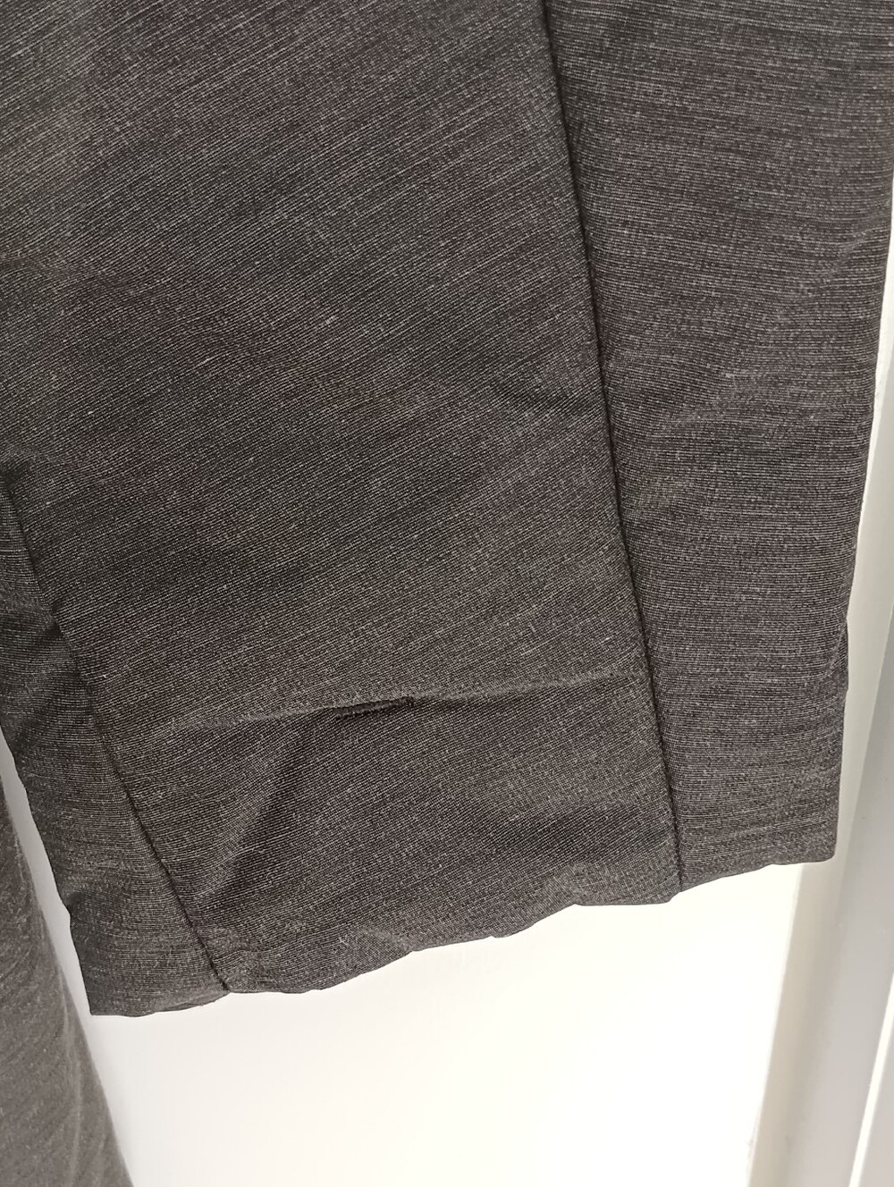 Arc'teryx Womens Grey Long Puffer Coat Full Zip Jacket Embroidered Logo L - Picture 16 of 16